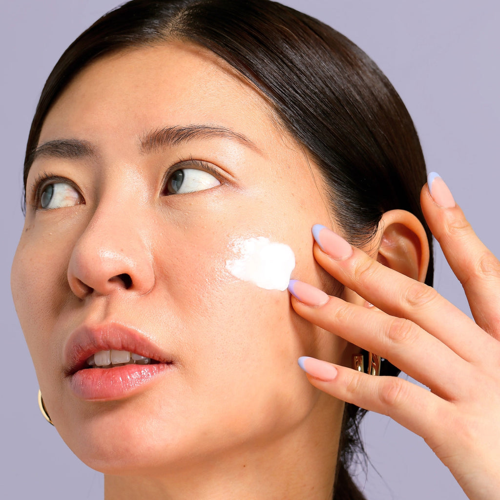 Cremă de noapte cu retinol și ulei de lavandă