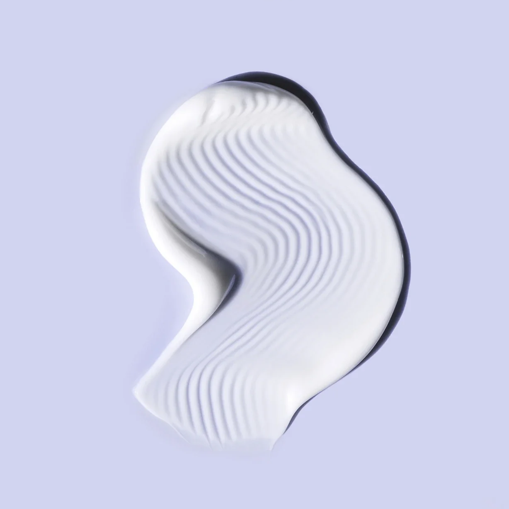 Cremă hidratantă lejeră cu Acid Hialuronic