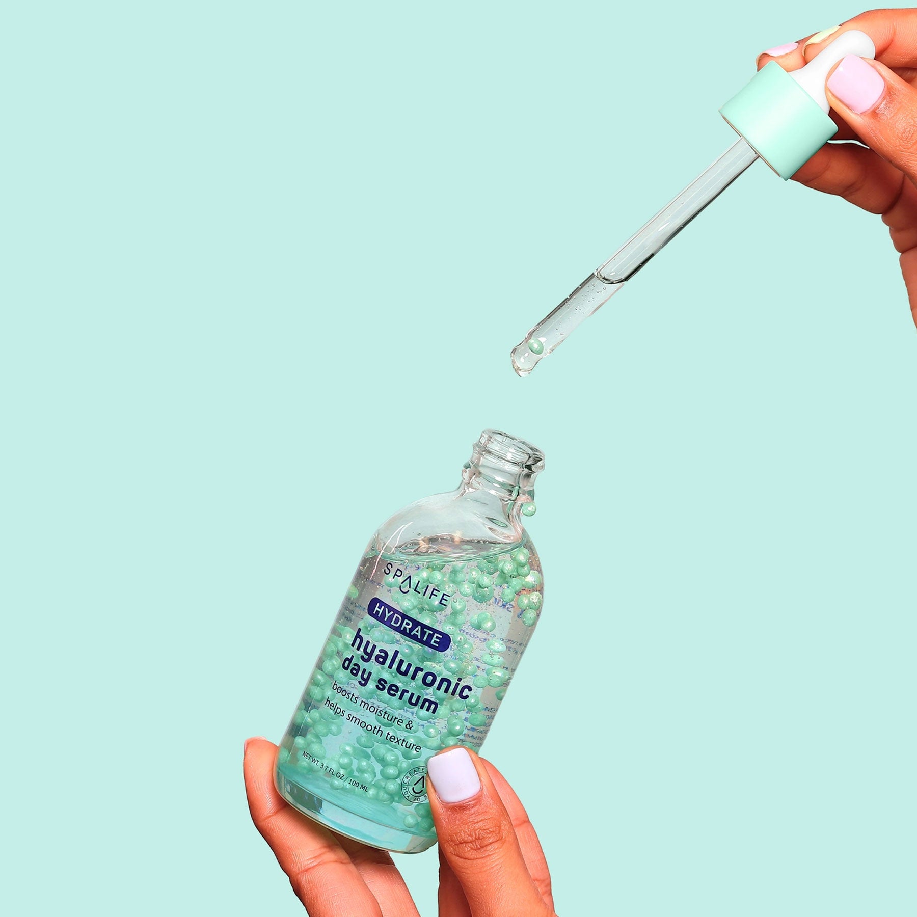 Ser de zi hidratant cu acid hialuronic